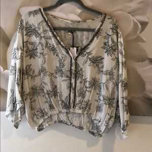 🔥 BNWT Amuse society crop beaded blouse